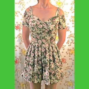 Rampage products vintage floral romper sweetheart
